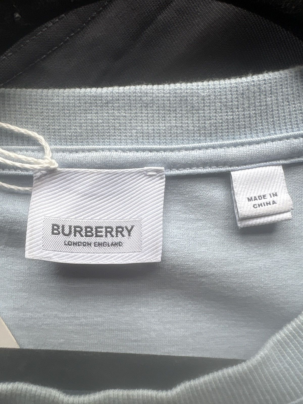 Burberry Burberry Baby Blue Letter Tee Size US XXL / EU 58 / 5 - 4 Thumbnail
