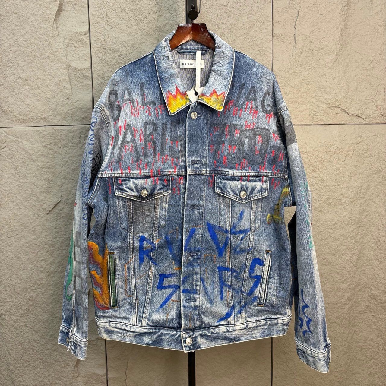 Balenciaga balenciaga graffiti print denim jacket Size US XS / EU 42 / 0 - 1 Thumbnail