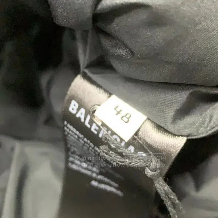 Balenciaga Balenciaga Sleeveless Casual Puffer Vest in Khaki. Size US L / EU 52-54 / 3 - 4 Thumbnail