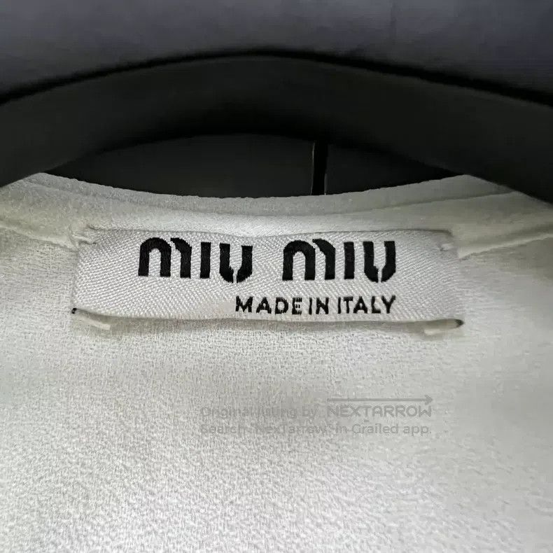 Miu Miu Miu Miu 38 Lotus leaf collar crystal long sleeve shirt Size M / US 6-8 / IT 42-44 - 3 Thumbnail