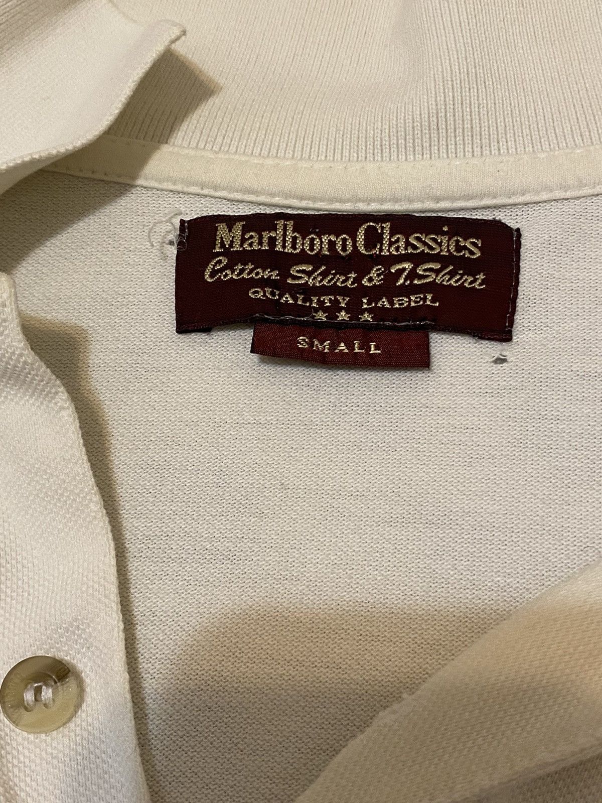Marlboro Classics × Vintage Vintage Marlboro Classics White Polo Shirt – Early 2000s Size US S / EU 44-46 / 1 - 3 Thumbnail