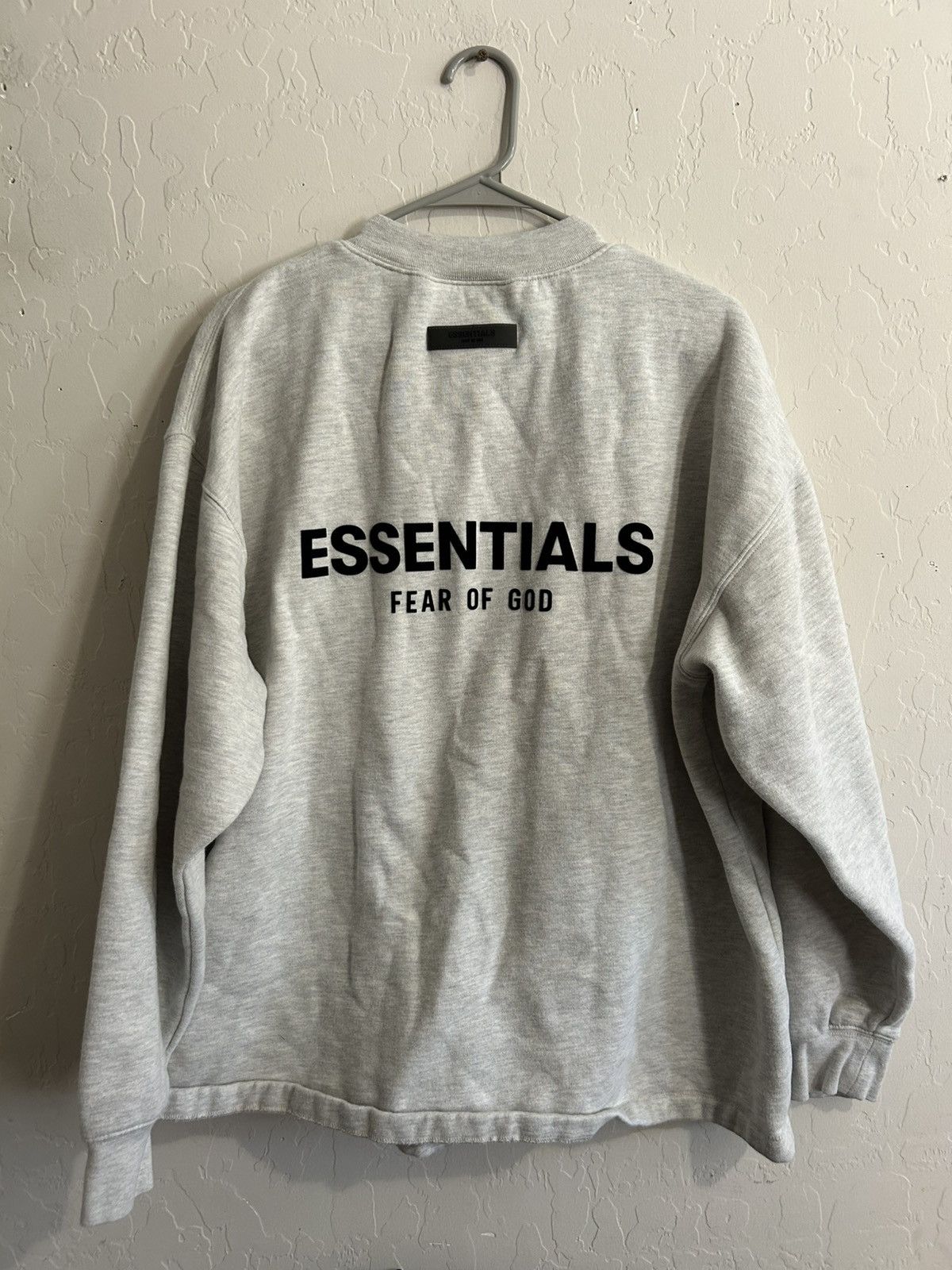 Fear of God Fear of God Essentials Sweatshirt Size Medium Size US M / EU 48-50 / 2 - 5 Thumbnail