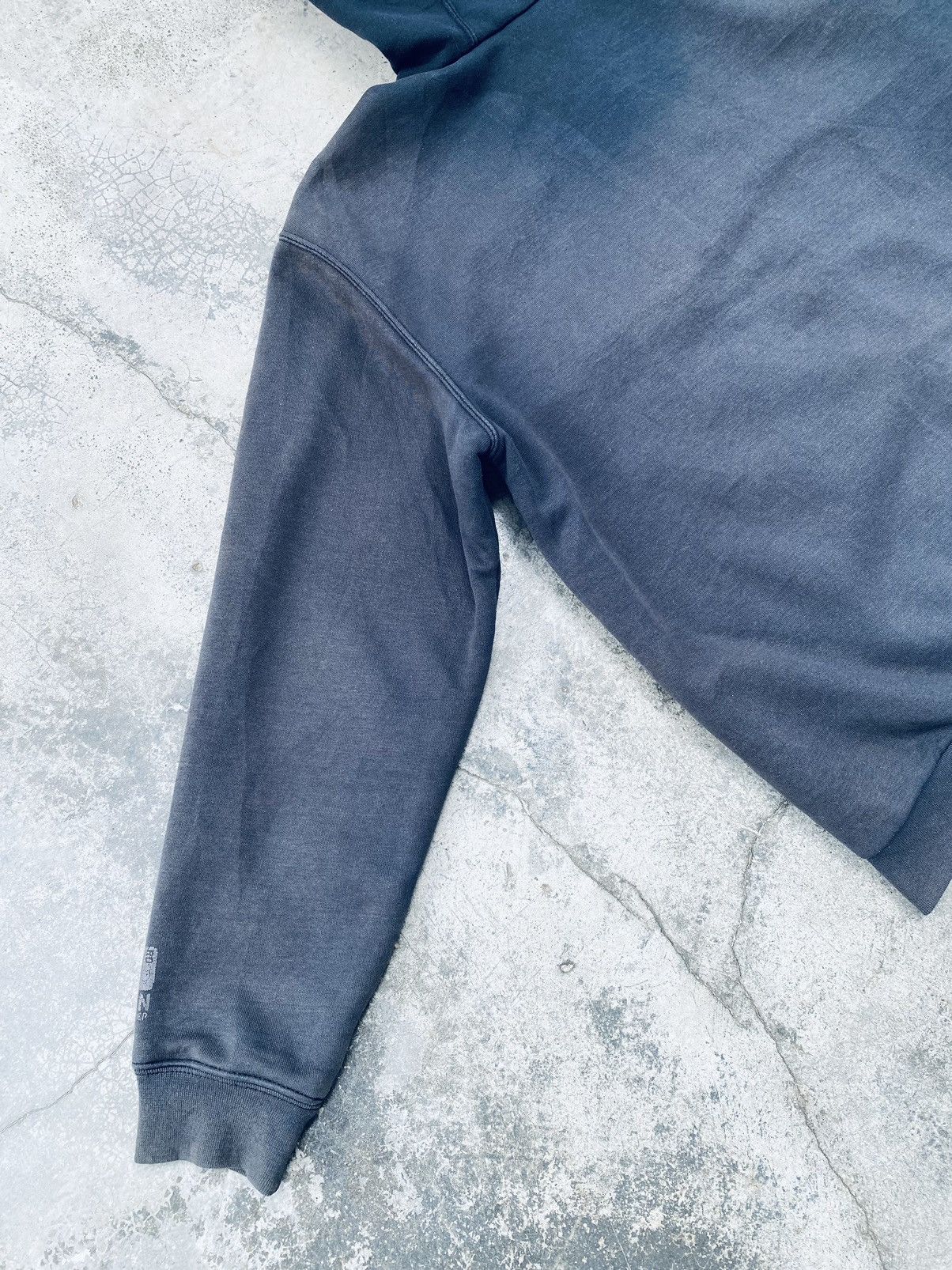 Carhartt Vintage Carhartt Sun Faded Zipper Hoodie Distressed Size US M / EU 48-50 / 2 - 9 Thumbnail