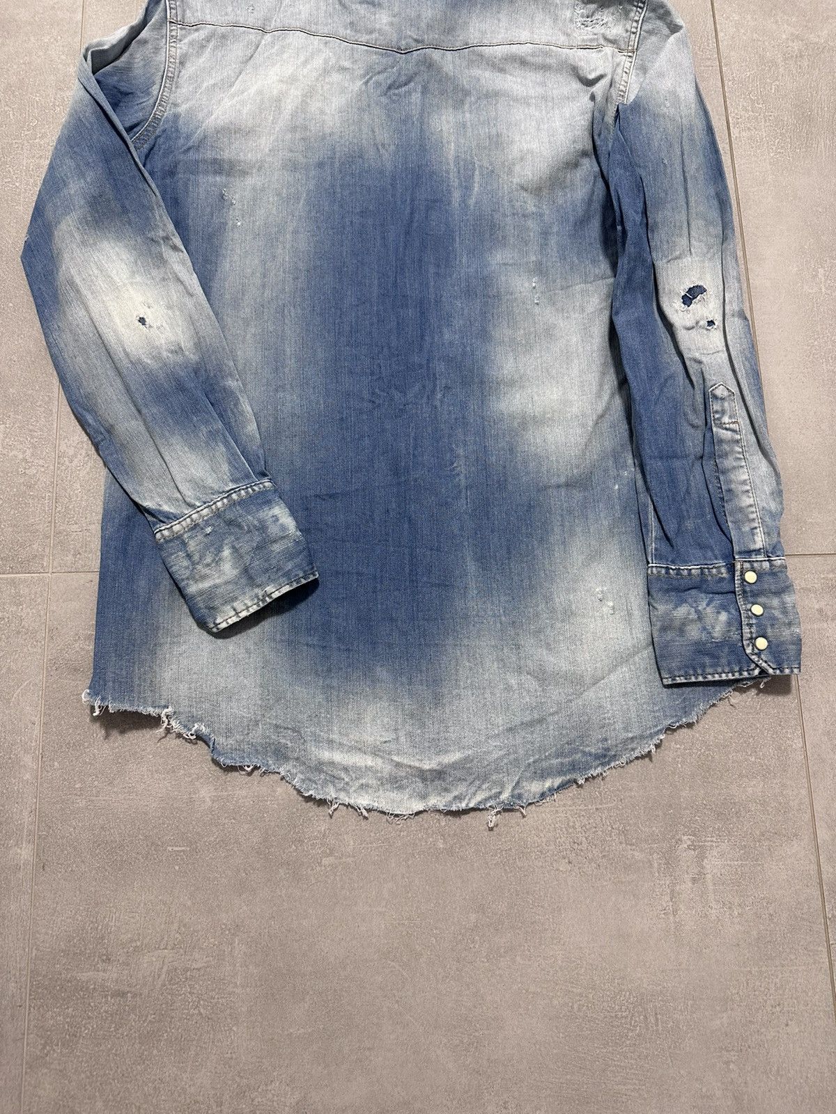 Designer × Dsquared2 × Japanese Brand Dsquared2 Denim Military Shirt Rare Men’s Exclusive Size 46 Size US S / EU 44-46 / 1 - 8 Thumbnail