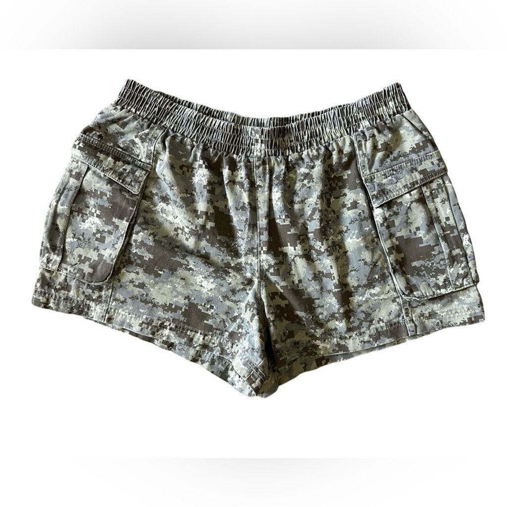 Forever 21 Forever 21+ CARGO SHORT Camo Olive Green Gray Women 1X. Size 24" / US 00 / IT 34 - 14 Thumbnail