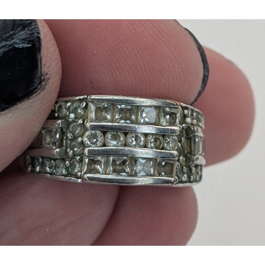 Other Lia Sophia Grandeur Ring Size 8 With Clear Crystals & Silver Size ONE SIZE - 9 Thumbnail