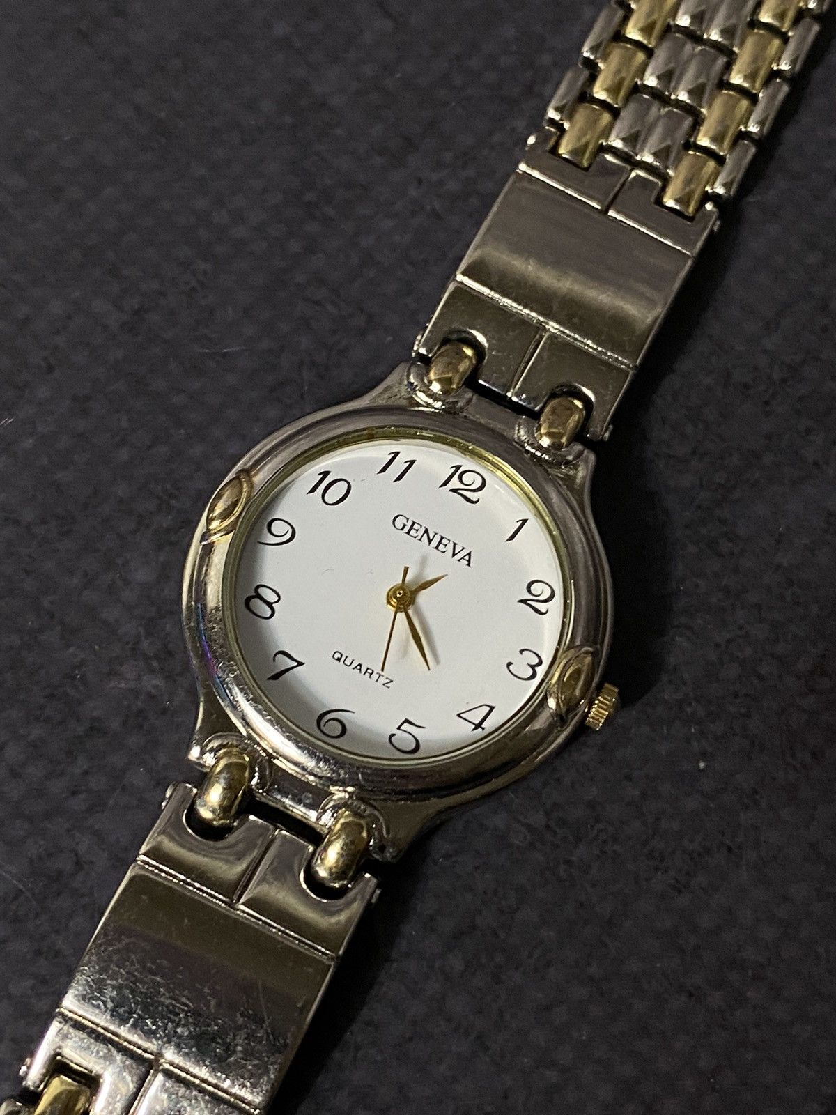Japanese Brand Vintage GENEVA Quartz Watch Size ONE SIZE - 5 Thumbnail