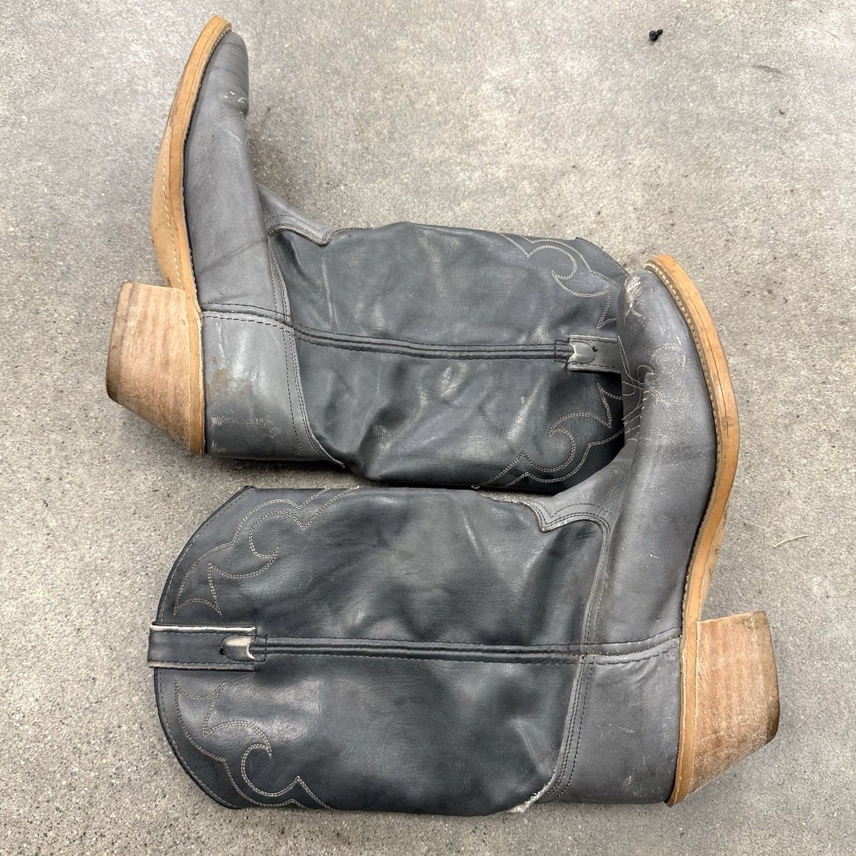 Vintage VINTAGE Dingo 5965 Mens Gray Leather Pull On Cowboy Western Boots Size 9 D Size US 9 / EU 42 - 7 Thumbnail