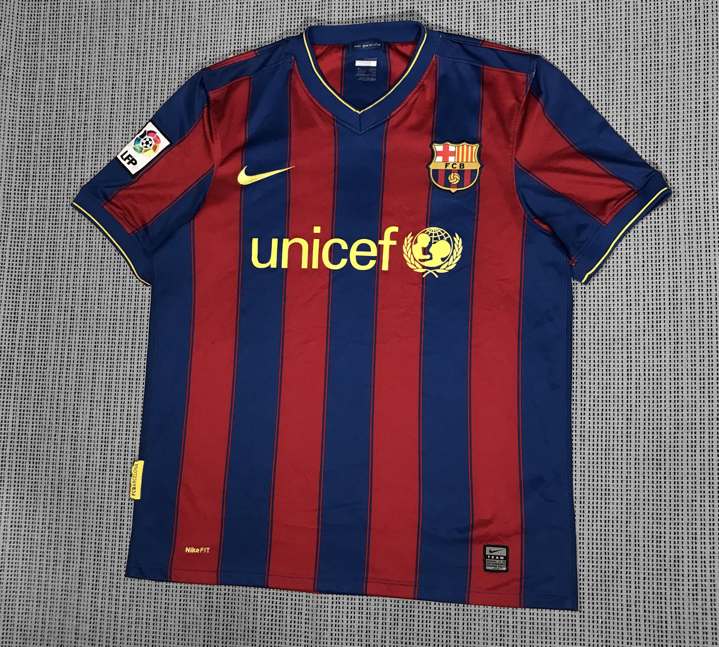 image of F C Barcelona x Nike F.c Barcelona T-Shirt 2009-10' (M) in Blue/Red, Men's (Size Medium)