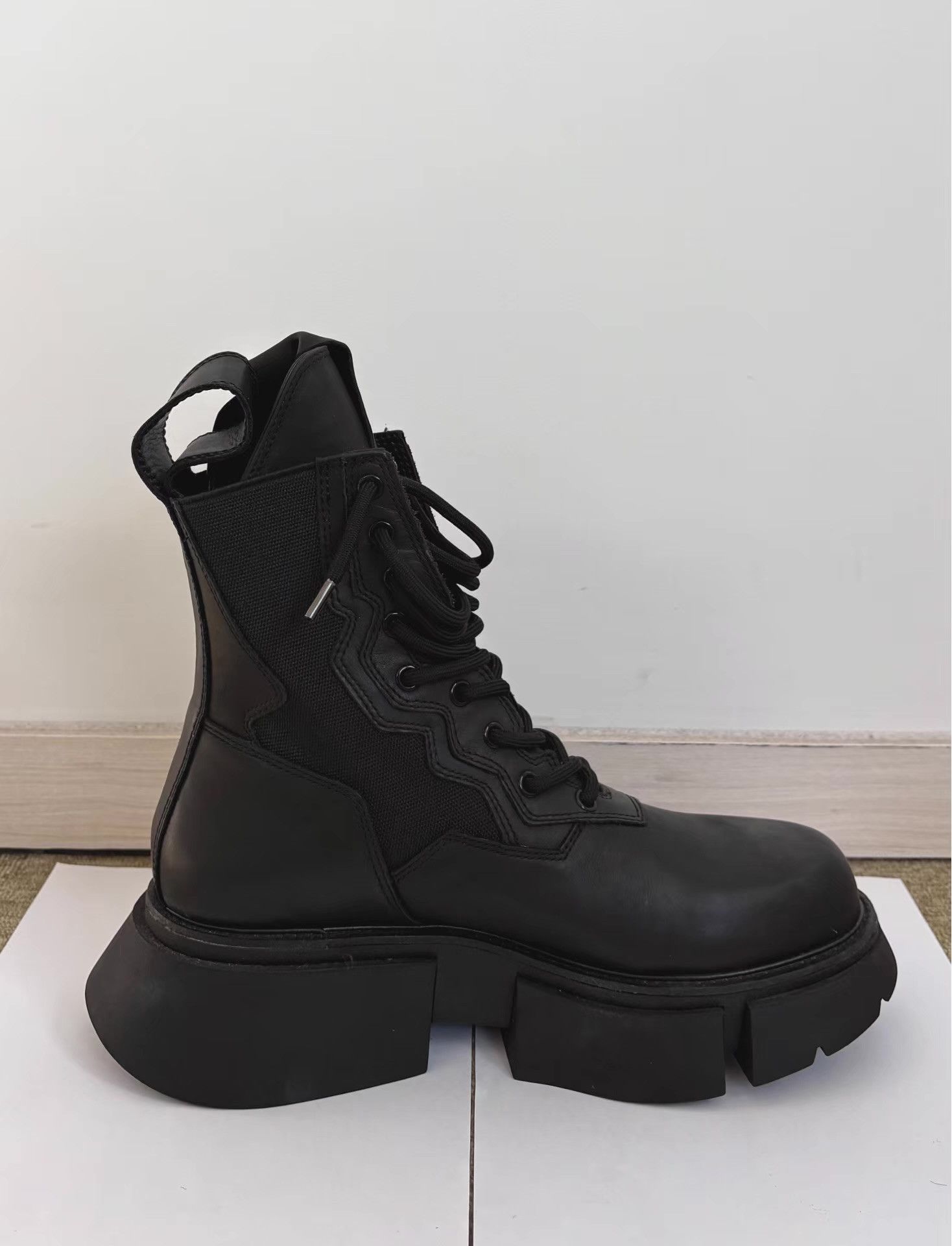 Julius Julius 21FW Men's Paneled Chunky Sole Boots Ｑ21 Size US 8 / EU 41 - 7 Thumbnail
