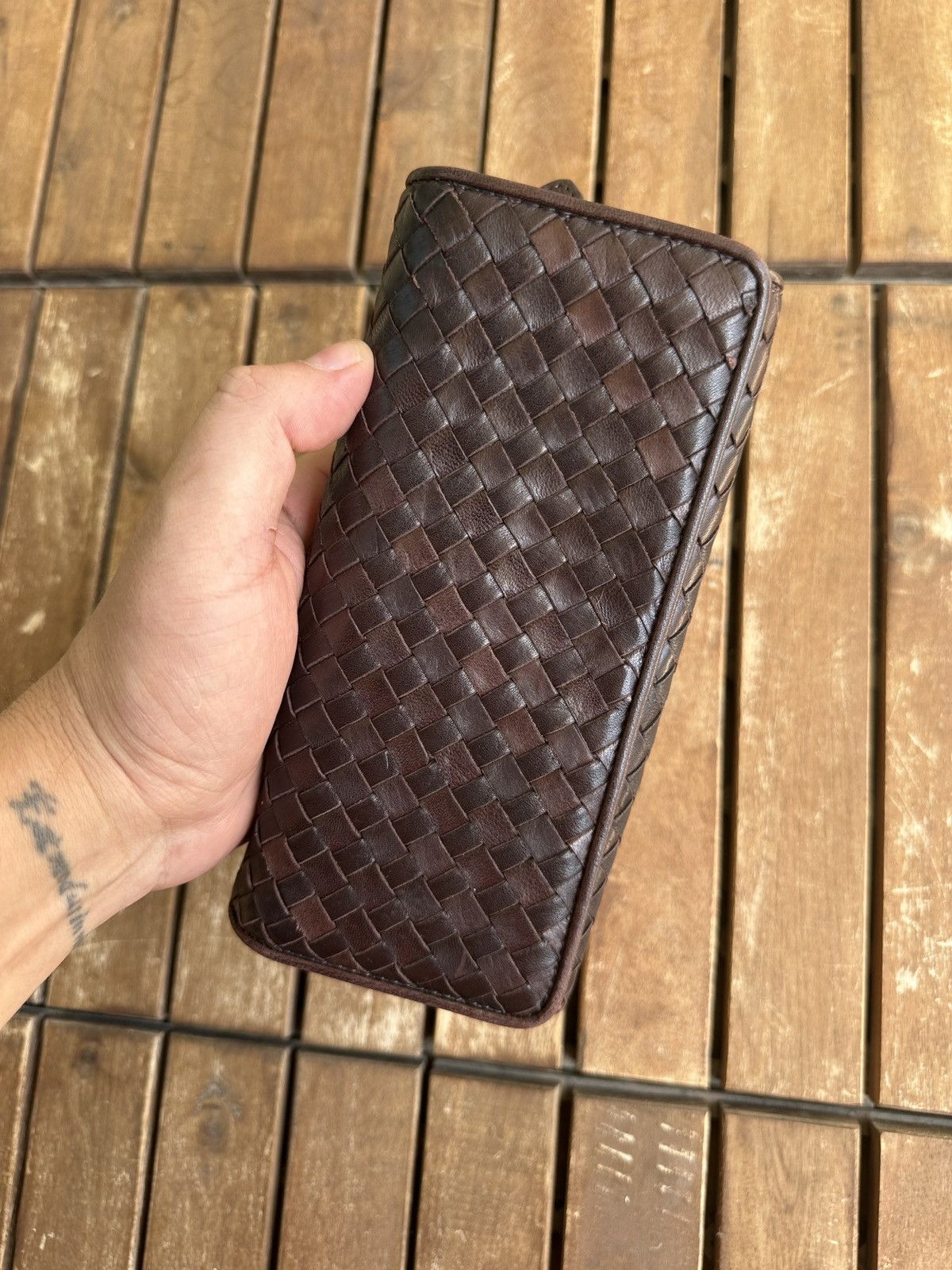 Japanese Brand Japanese Intrecciato Style Leather Wallet Size ONE SIZE - 1 Thumbnail