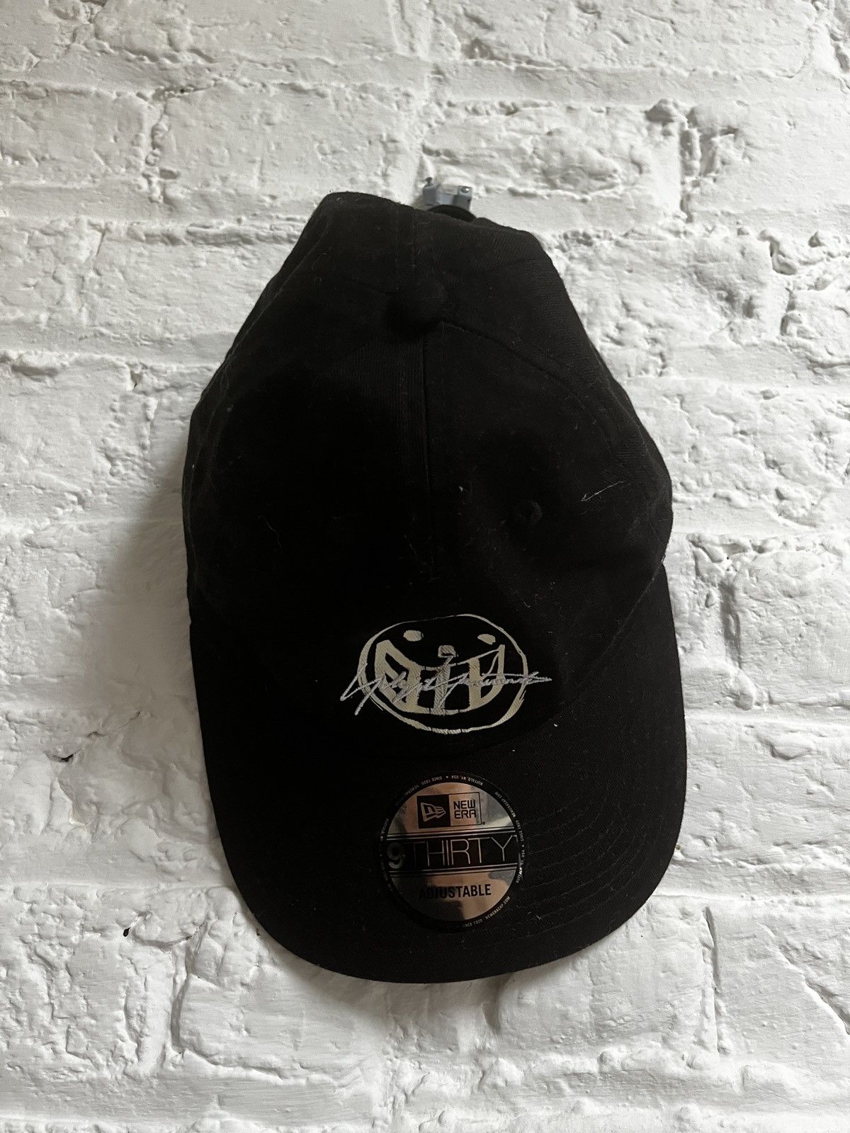 New Era × Yohji Yamamoto YOHJI YAMAMOTO x New Era CROW Logo
