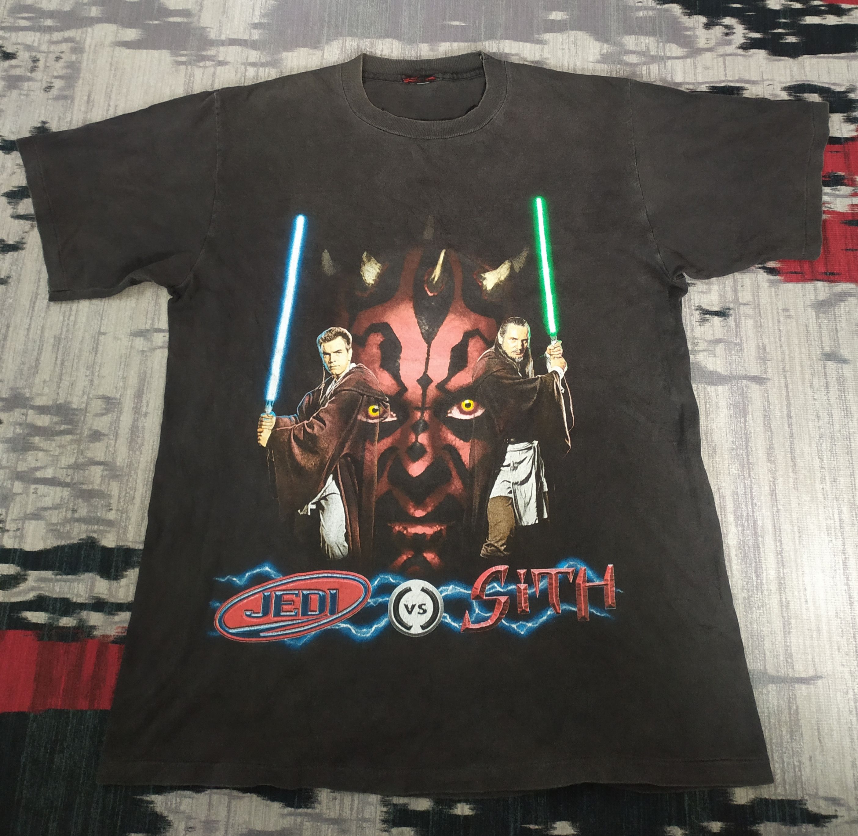 Kith × Star Wars Kith Star Wars Jedi vs Sith Vintage Tee