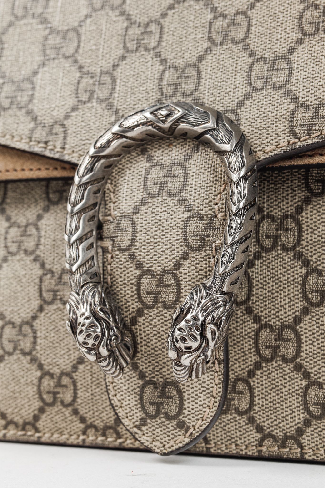 Gucci Gucci Dionysus GG Supreme Canvas Medium Shoulder Bag Size ONE SIZE - 8 Thumbnail
