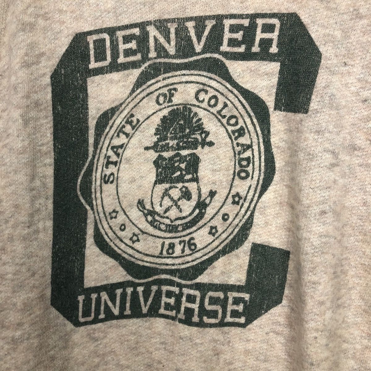 Japanese Brand Vintage Denver University Graphic Sweatshirt Beige Size US L / EU 52-54 / 3 - 13 Thumbnail