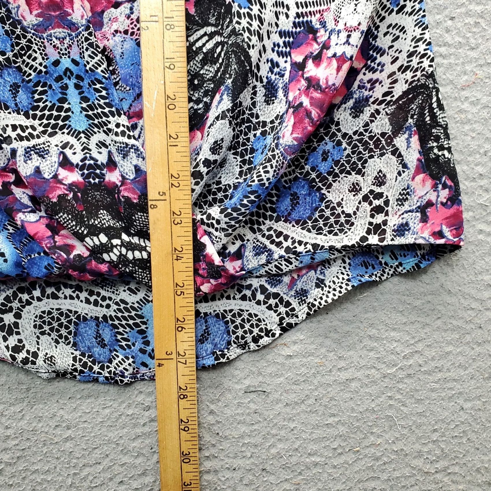 Nicole Miller Nicole Miller Tank Top Women's L Multi Floral Sheer Sleeveless V-Neck Pullover Size L / US 10 / IT 46 - 7 Thumbnail
