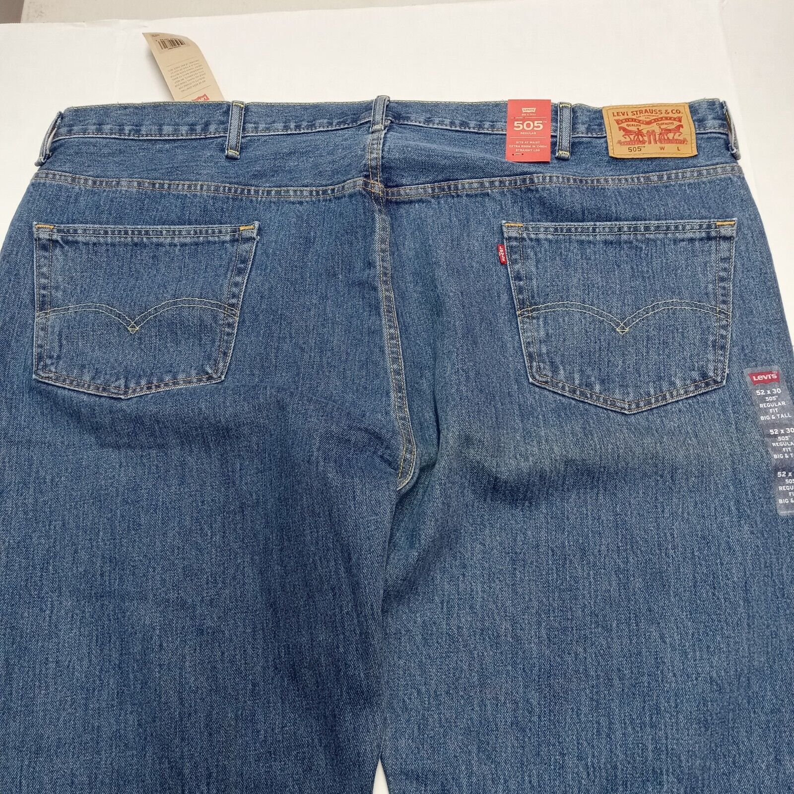 Levi's Levi's 505 Jeans Men's 52x30 Regular Fit Straight Leg Blue Size US 44 / EU 60 - 8 Thumbnail