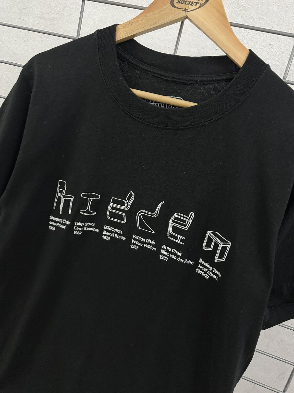 HIDDEN Rare And Beautiful Hidden NY Embroidered Chair Furniture Tee Size US M / EU 48-50 / 2 - 5 Thumbnail