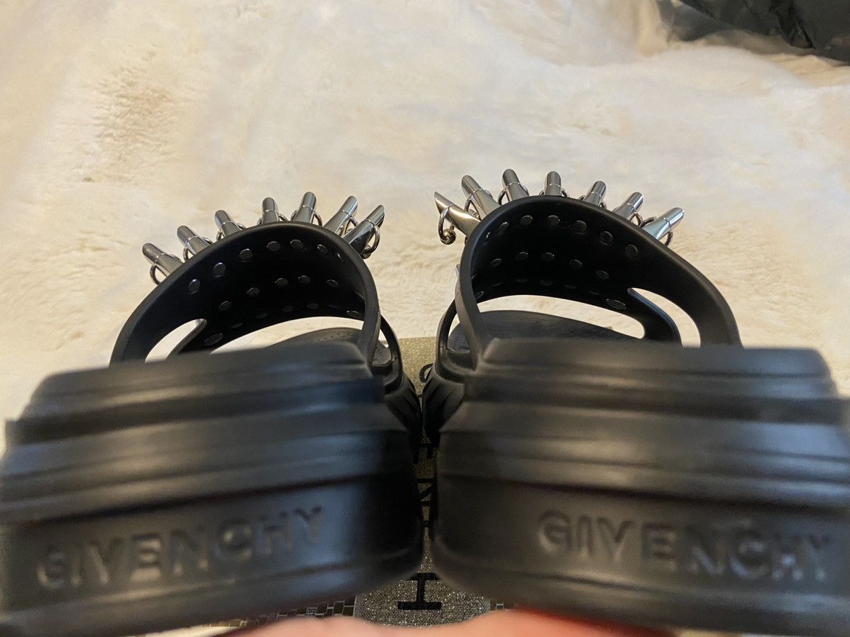 Givenchy Givenchy studded spiked marshmallow sandals Size US 8 / IT 38 - 12 Thumbnail