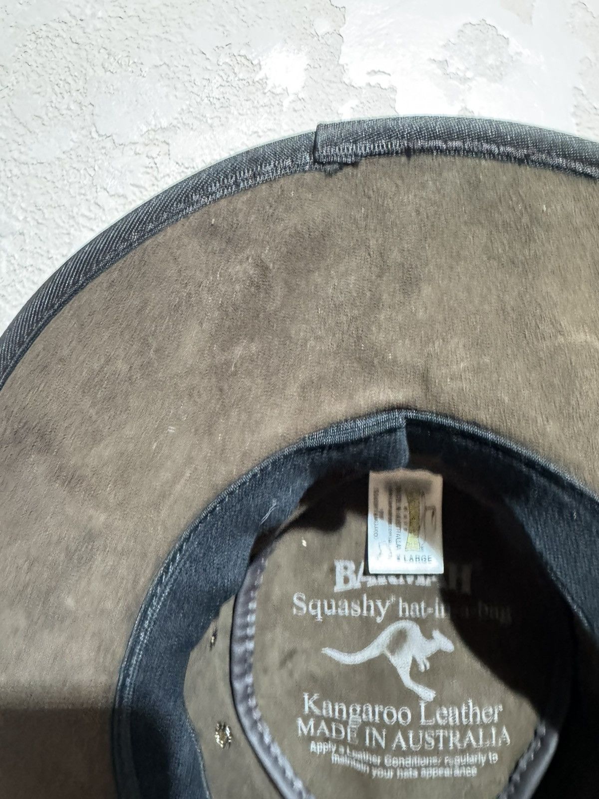 Vintage BarmahHats Vintage Kangaroo Leather Hat Size ONE SIZE - 9 Thumbnail