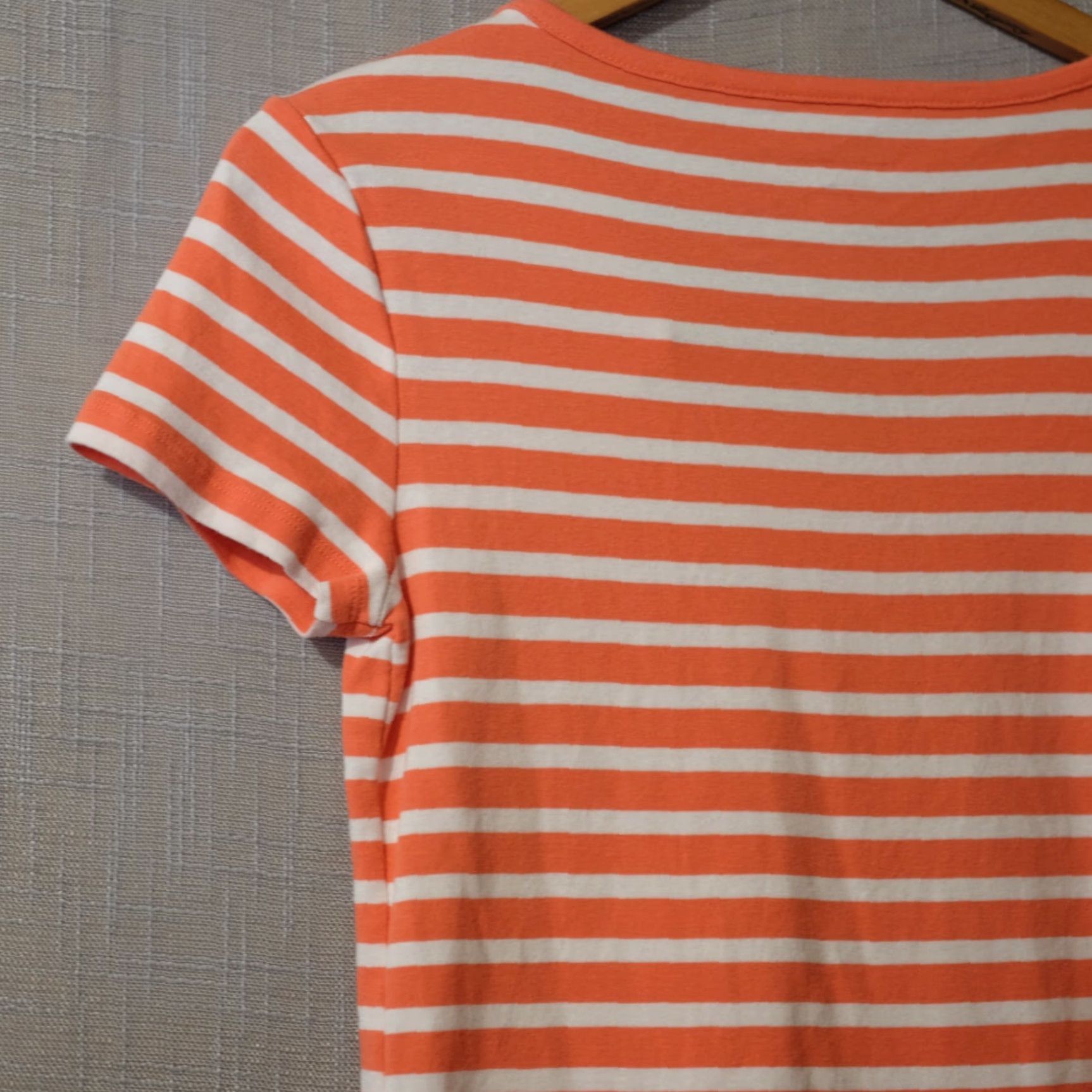 Tommy Hilfiger Tommy Hilfiger Tee Stripe V-Neck Short Sleeve 100% Cotton Women's M Orange/White Slim Casual 90s? Size 32" / US 10 / IT 46 - 7 Thumbnail