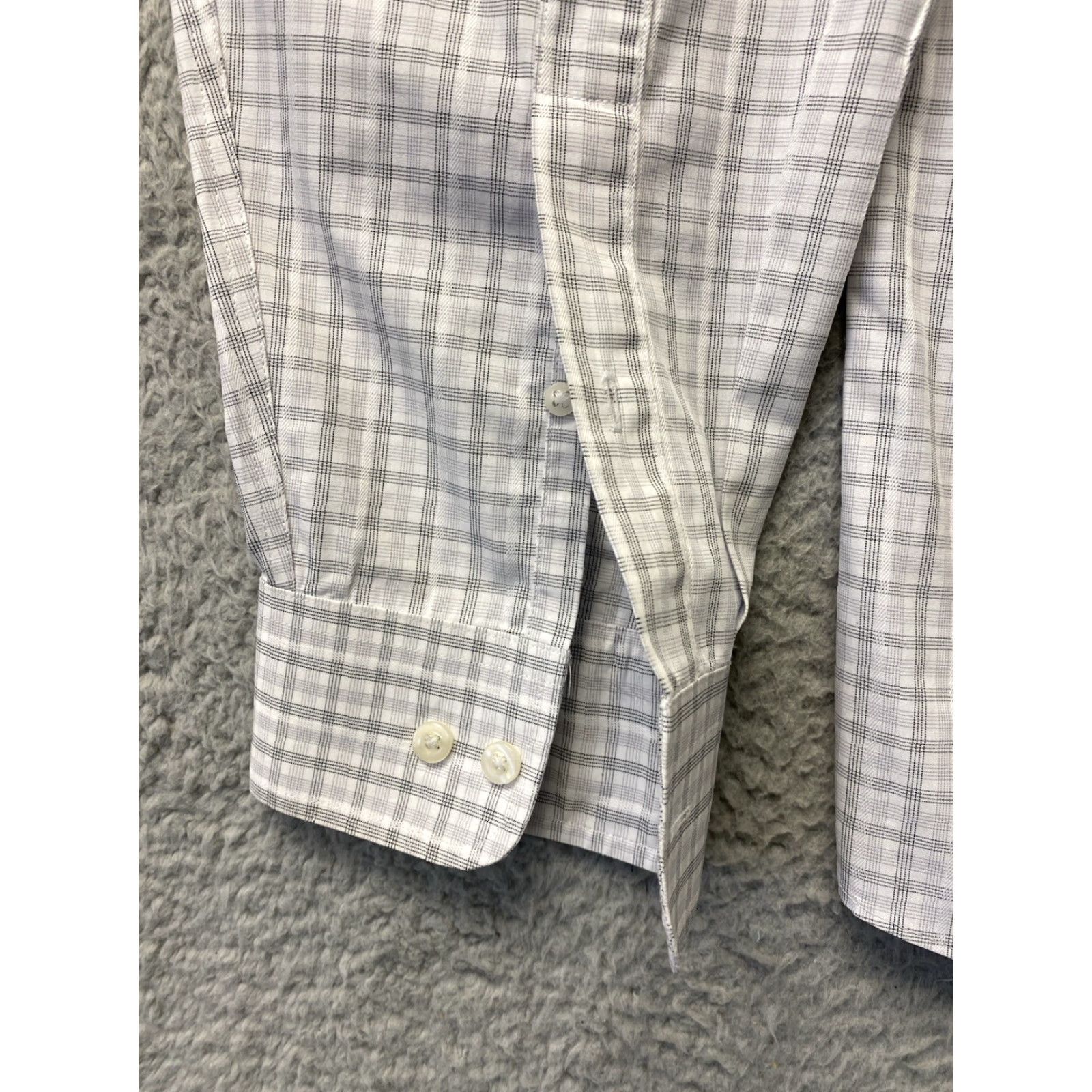 Croft & Barrow Croft & Barrow Classic Fit Dress Shirt Men's 17.5 36/37 Long Sleeve /42-66 Size 46R - 5 Thumbnail