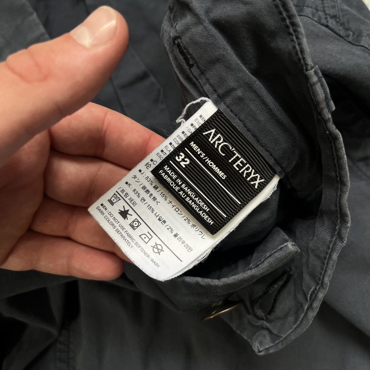 Arc'teryx Rare Pants Arcteryx Japan Style Outdoor Size US 32 / EU 48 - 6 Thumbnail
