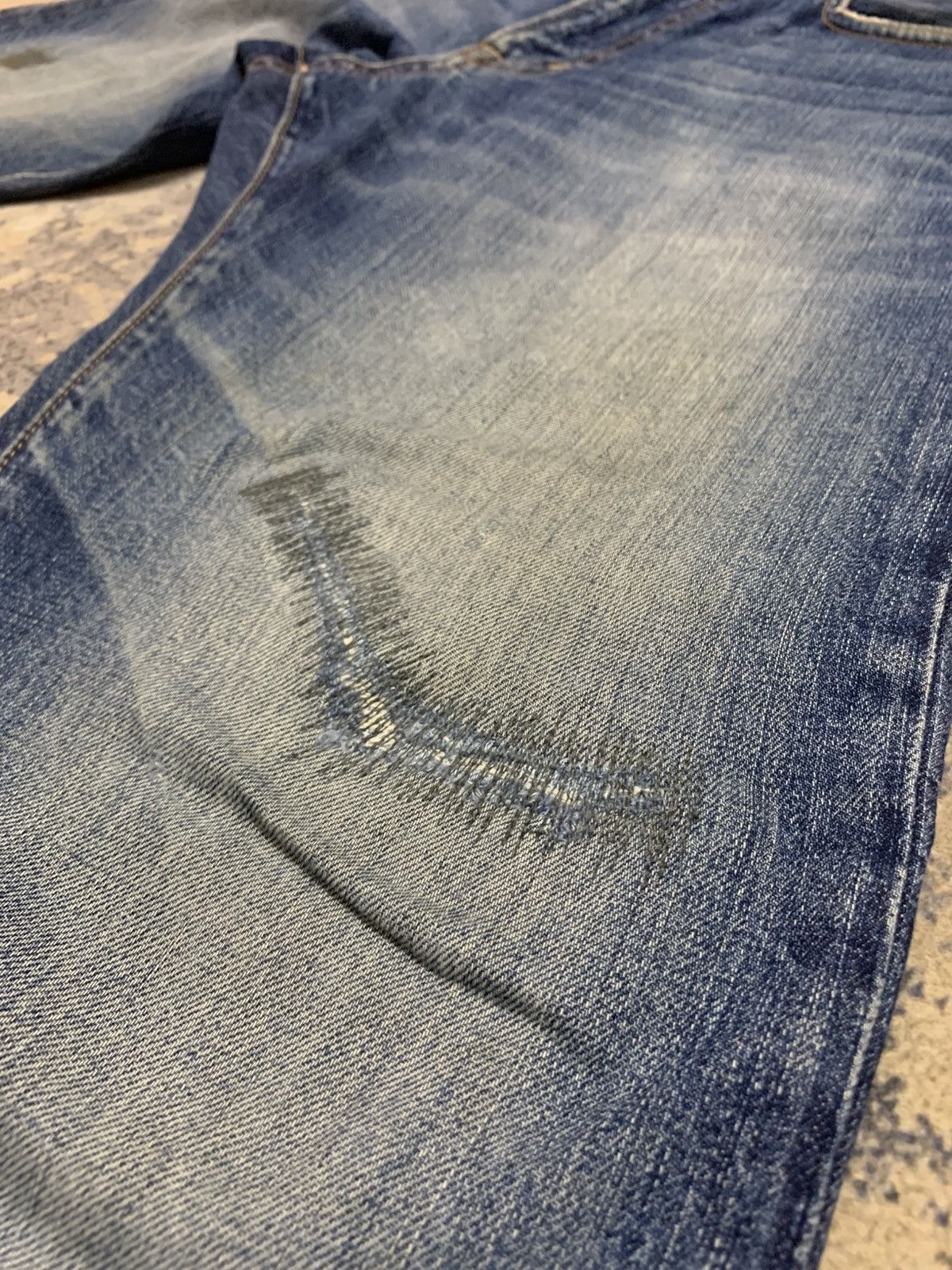 Japanese Brand GU Archive Style Distressed Japanese Denim Straight Jeans Size US 34 / EU 50 - 6 Thumbnail