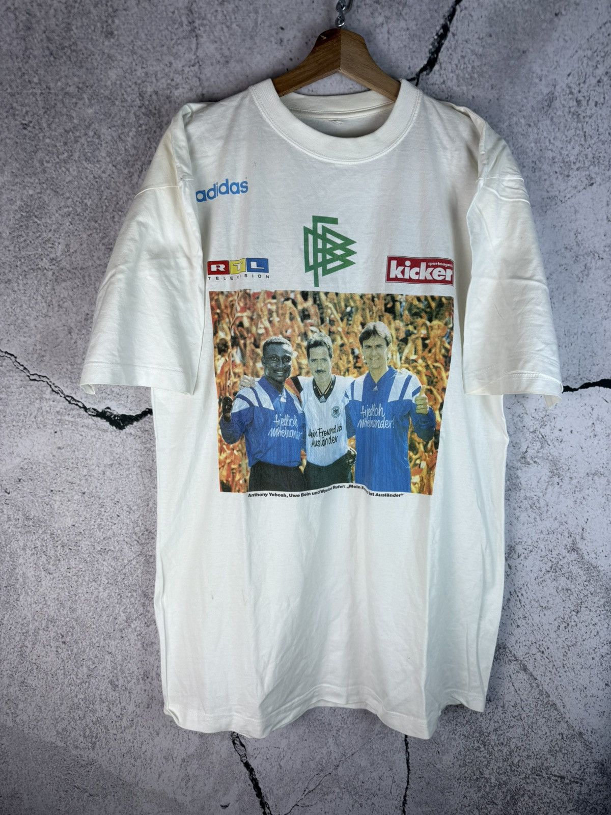 Vintage 90s ADIDAS DEUTSCHLAND GERMANY Flag T-Shirt