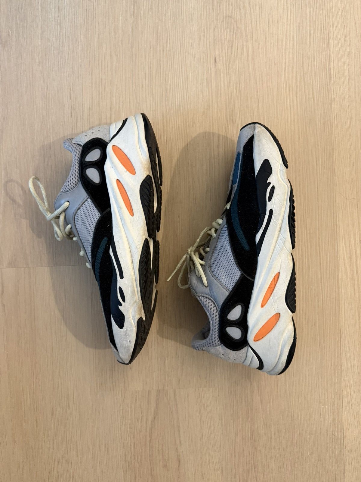 Yeezy Yeezy Boost 700 Wave Runner Size US 11.5 / EU 44-45 - 5 Thumbnail