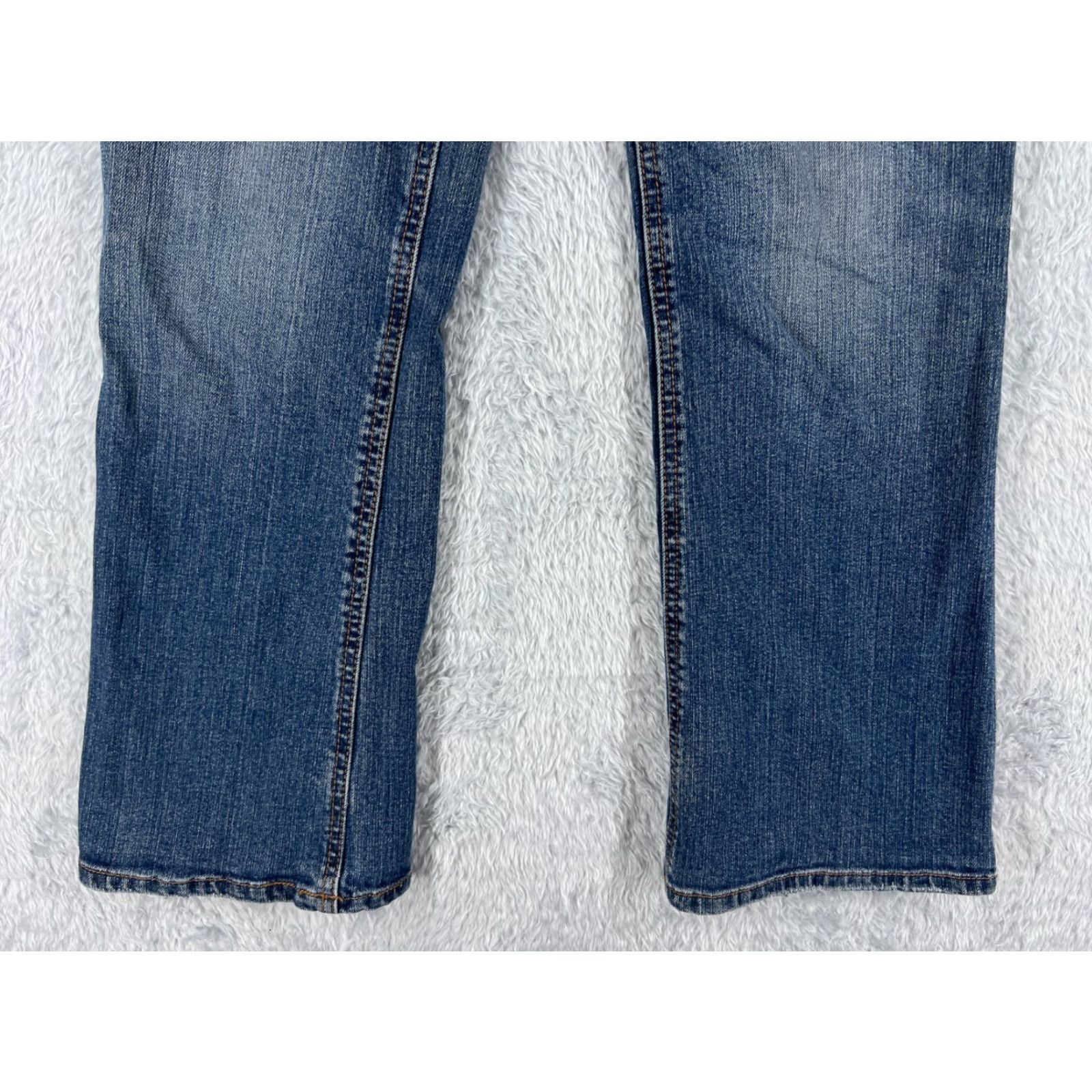 Vintage Bullhead Bootcut Jeans Womens Size 9 Blue Denim Low Rise Stretch 29x28 Distressed Size 30" / US 8 / IT 44 - 2 Thumbnail