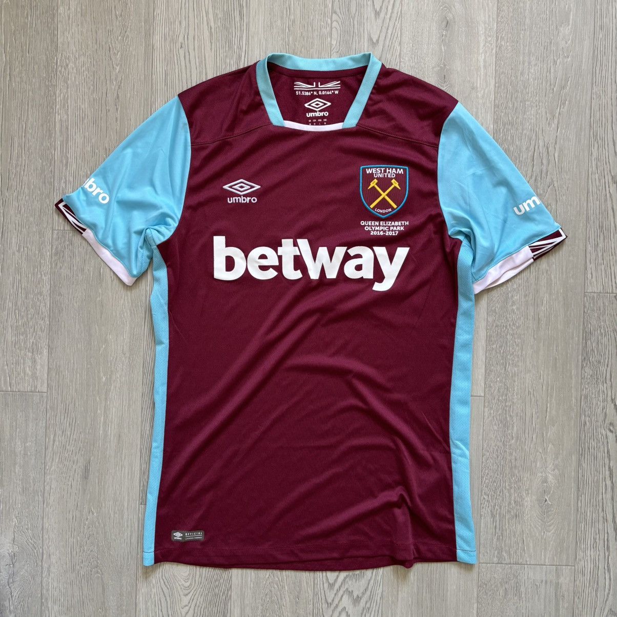 Umbro × Vintage Umbro West Ham United Soccer Jersey Size US M / EU 48-50 / 2 - 1 Thumbnail
