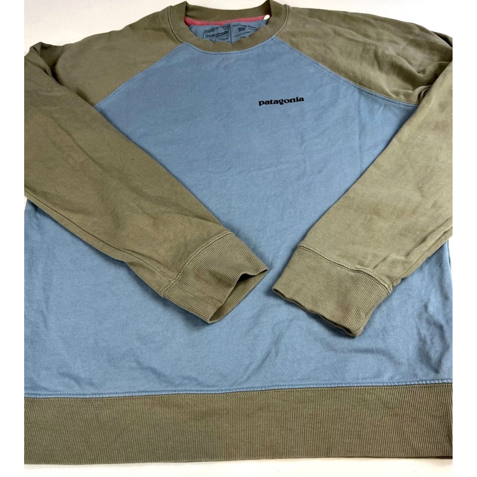Patagonia Patagonia Men's P-6 Logo Organic Crew Sweatshirt Double-Sided Sz S Size US S / EU 44-46 / 1 - 5 Thumbnail