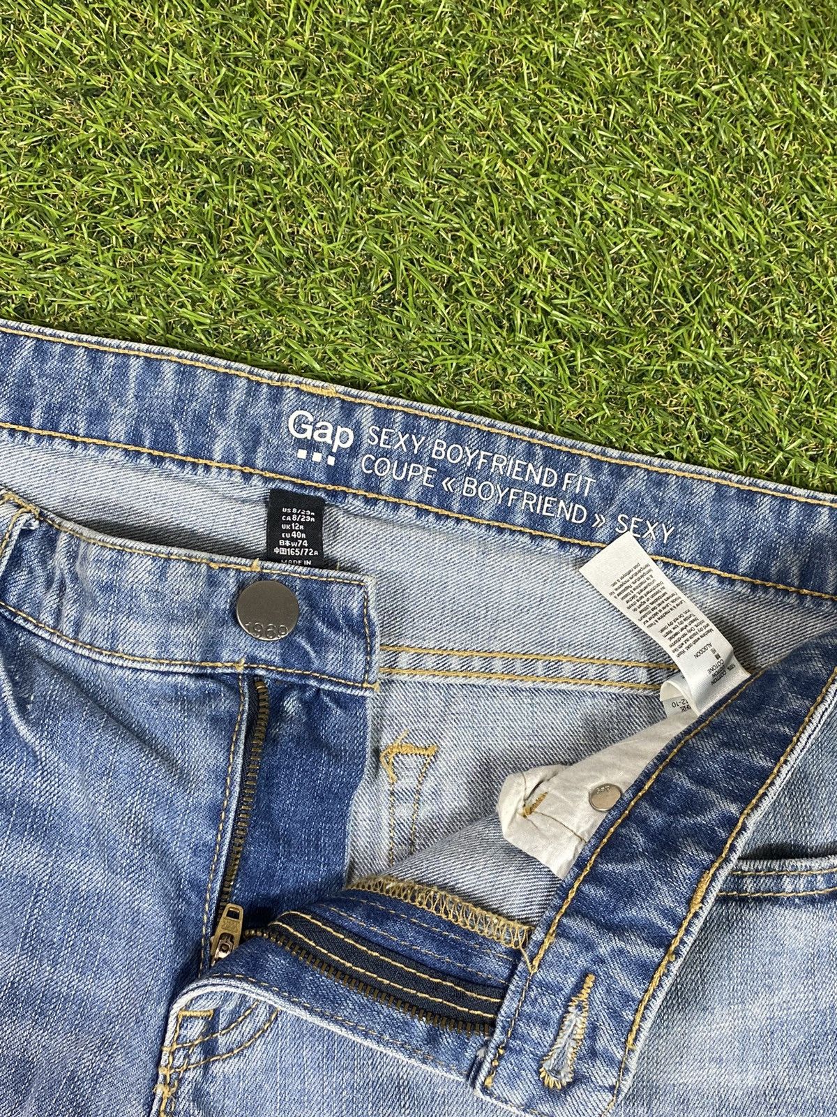 Gap Vintage Y2K Gap jeans sexy boyfriend fit streetwear style Size 30" / US 8 / IT 44 - 6 Thumbnail