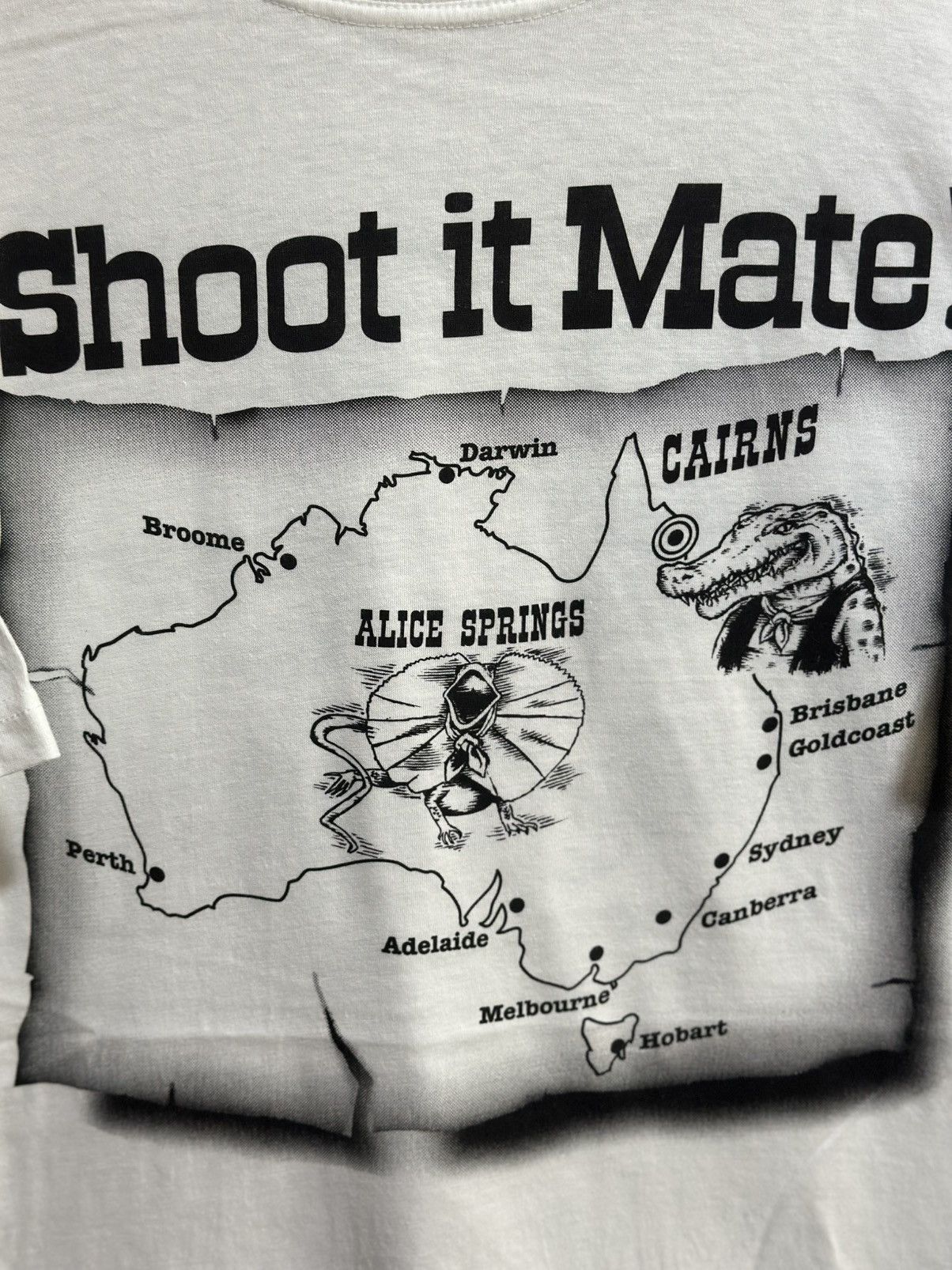 Sears Vintage Cairns Shooting Centre Australia Faded Tee Size US M / EU 48-50 / 2 - 6 Thumbnail