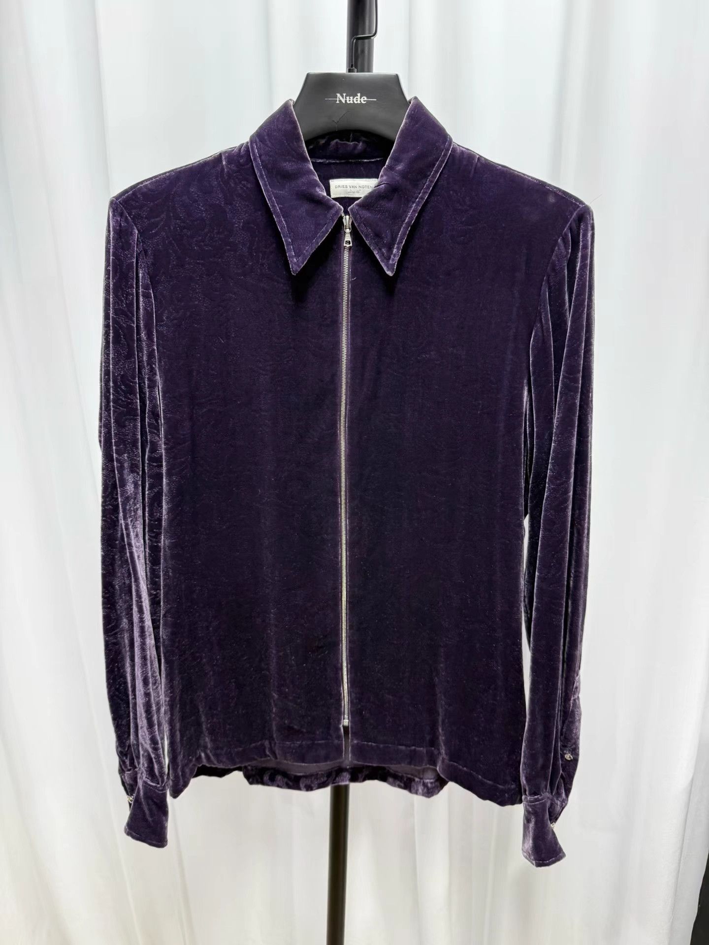 Dries Van Noten Dries van noten Velvet Damask Gemstone Button Shirt K20 Size US S / EU 44-46 / 1 - 8 Thumbnail