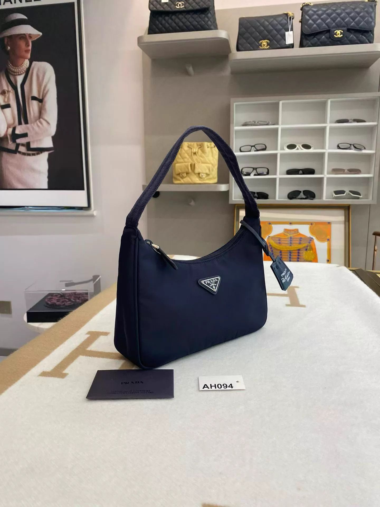 Prada PRADA Re-Edition2000 Hobo Navy Nylon Bag Size ONE SIZE - 5 Thumbnail