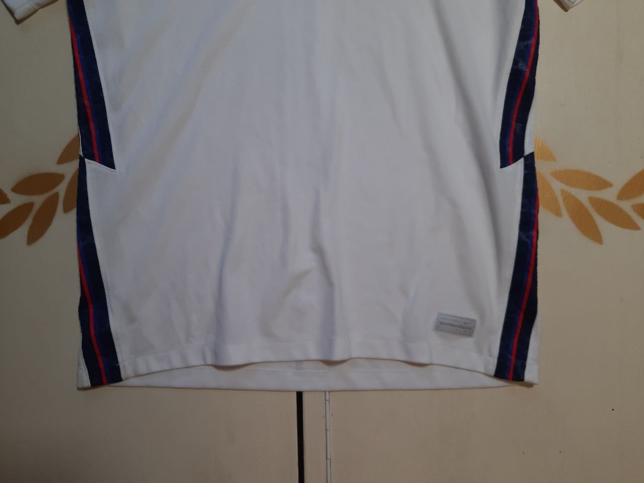 Nike Nike England Jersey 2020-2022 Size US M / EU 48-50 / 2 - 9 Thumbnail