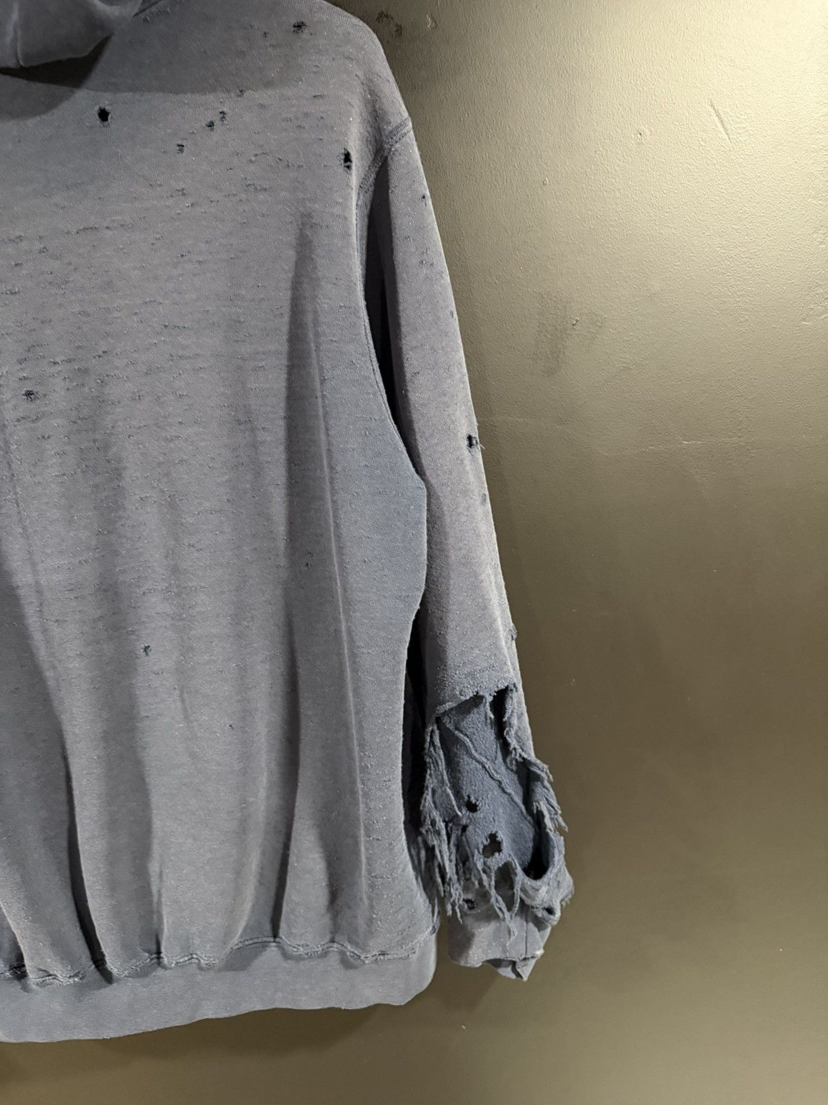 Vintage 2000s Y2K Vintage Nike Grunge Distressed Thrashed Hoodie M Size US M / EU 48-50 / 2 - 12 Thumbnail
