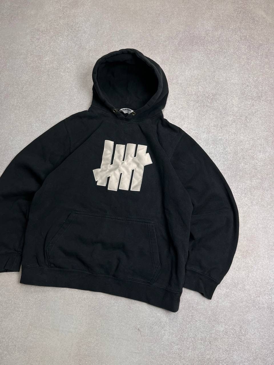 Undefeated VINTAGE UNDEFEATED BOXY BIG LOGO HOODIE Y2K K Size US M / EU 48-50 / 2 - 2 Thumbnail