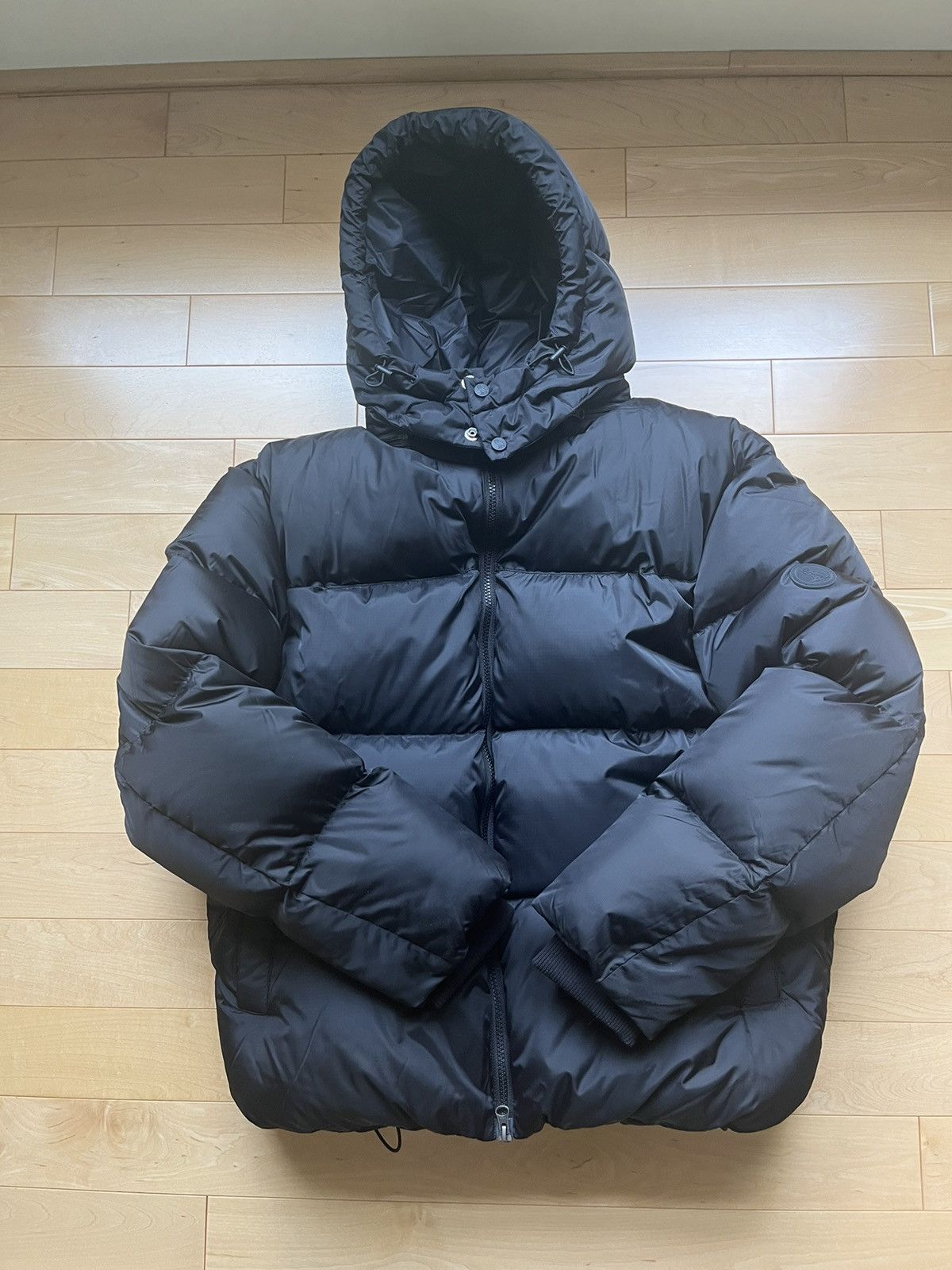 image of Octobers Very Own Ovo Bounce Jacket Puffer in Black, Men's (Size Large)