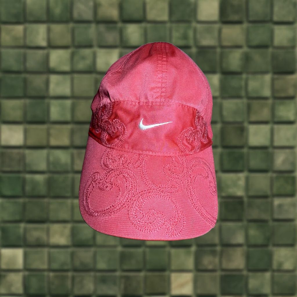 Nike VINTAGE Nike Hat Womens Adjustable Pink VTG Y2K Strap Panel Hot Running Featherlight Embroidered Size ONE SIZE - 1 Thumbnail