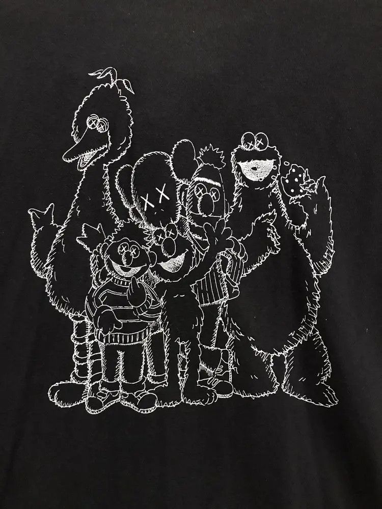 Kaws × Uniqlo Uniqlo x Kaws x Sesame Street Hoodies Size US M / EU 48-50 / 2 - 5 Thumbnail