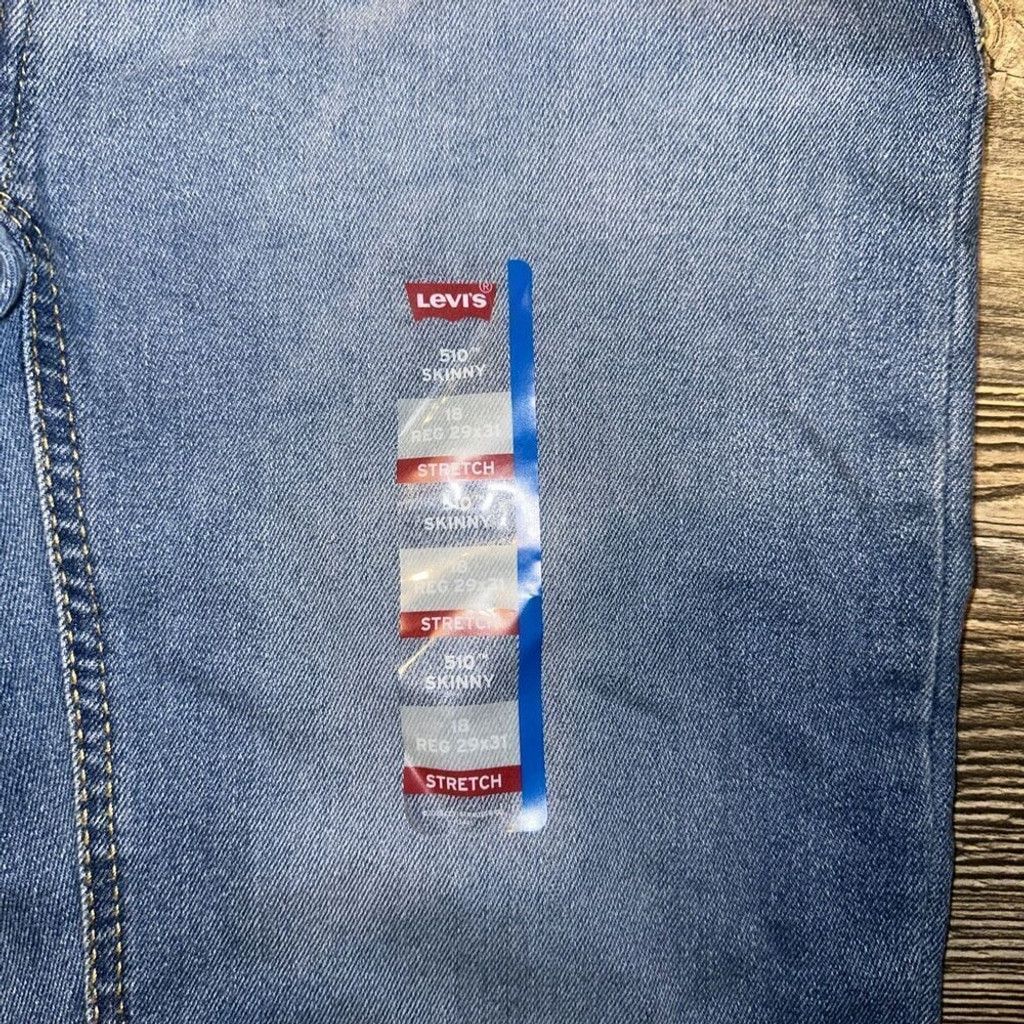 Levi's Levi's Boys' 510 Skinny Fit Jeans - Blue. Size 18. NWT. L Size US 31 - 5 Thumbnail