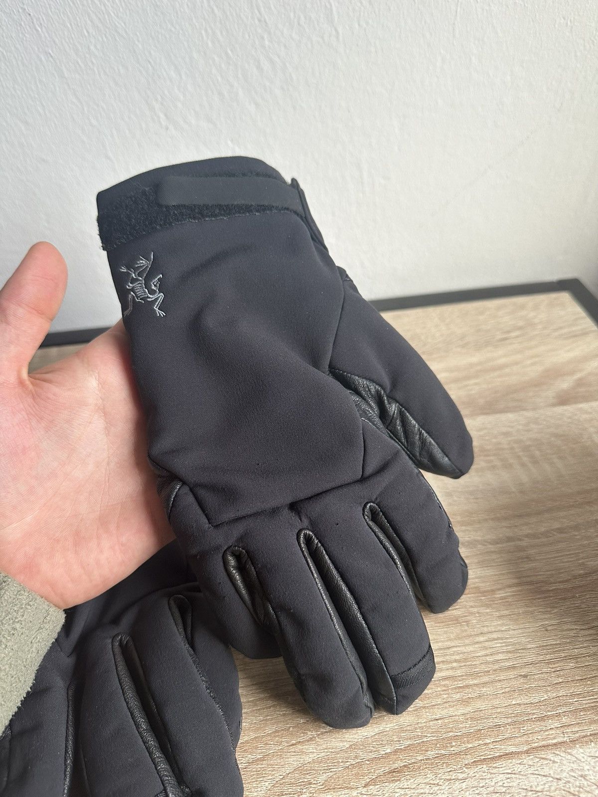 Arc'teryx Arzteryx Gloves Size 32 - 3 Thumbnail