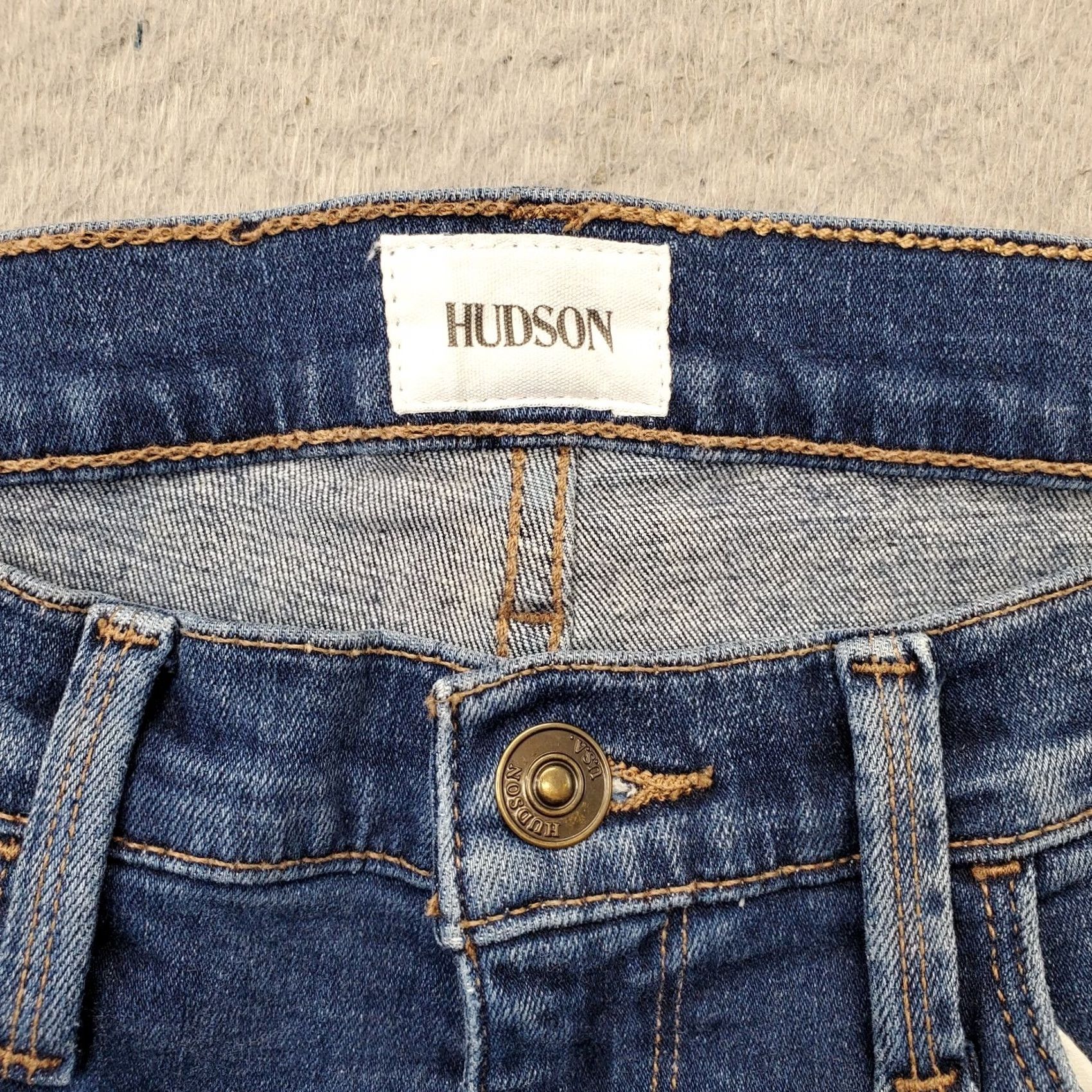 Hudson Hudson Skinny Jeans Women's 26 Blue Denim Cotton Natalie Cas Flat Front Casual Regular Waist 26.5in Inseam 27in Blue Jeans Womens Jeans Denim 2000s Size 26" / US 2 / IT 38 - 7 Thumbnail