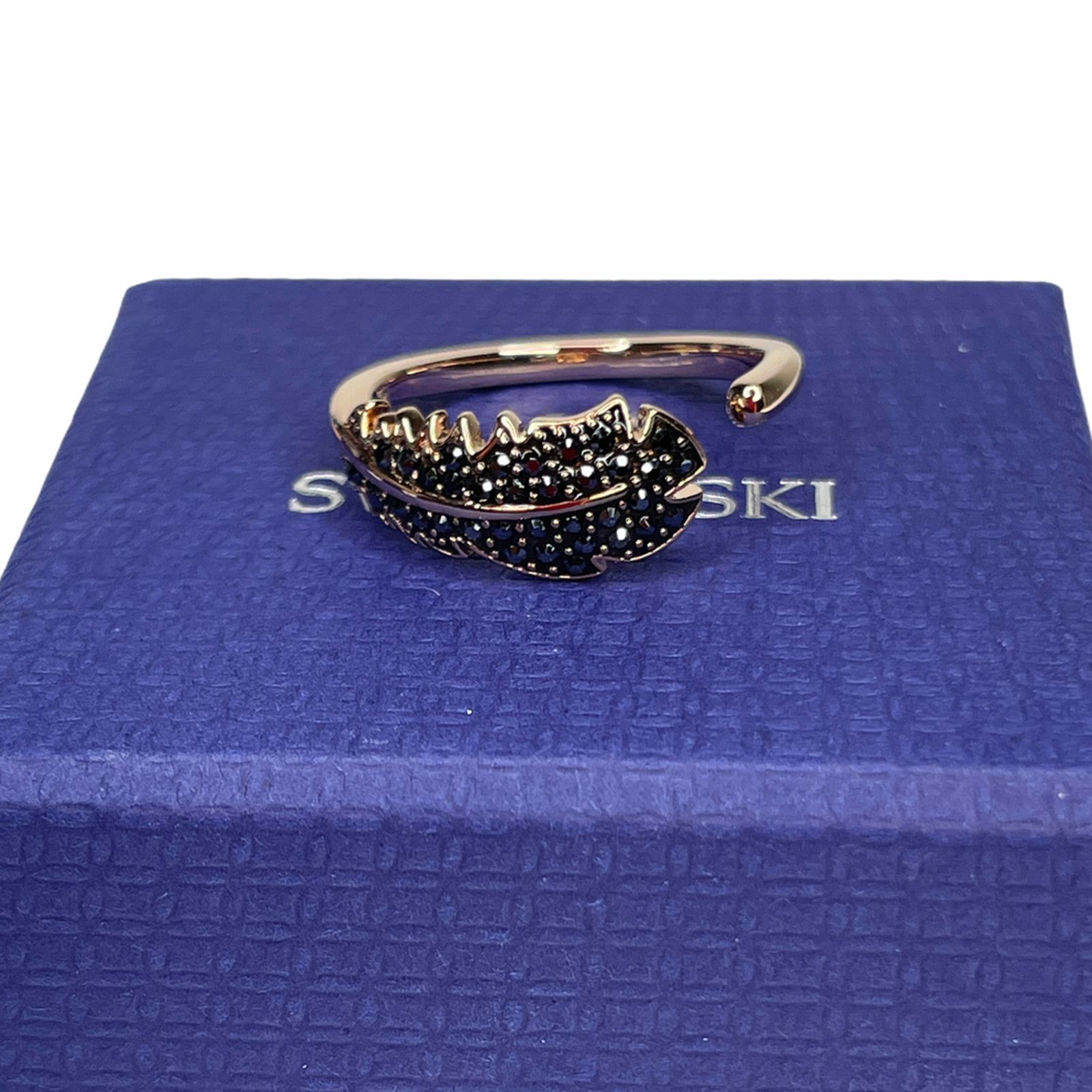 Swarovski Swarovski Naughty Feather Rose Gold Ring EUR50 / 5 USA Size ONE SIZE - 6 Thumbnail
