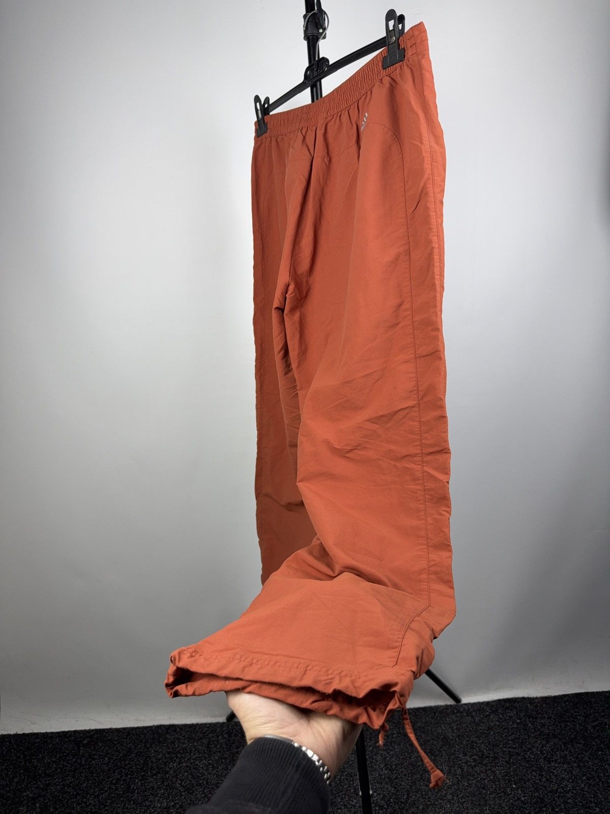 Adidas Vintage Adidas AAC Rust Parachute Pants 2001 Wide Nylon Fit Size US 34 / EU 50 - 14 Thumbnail