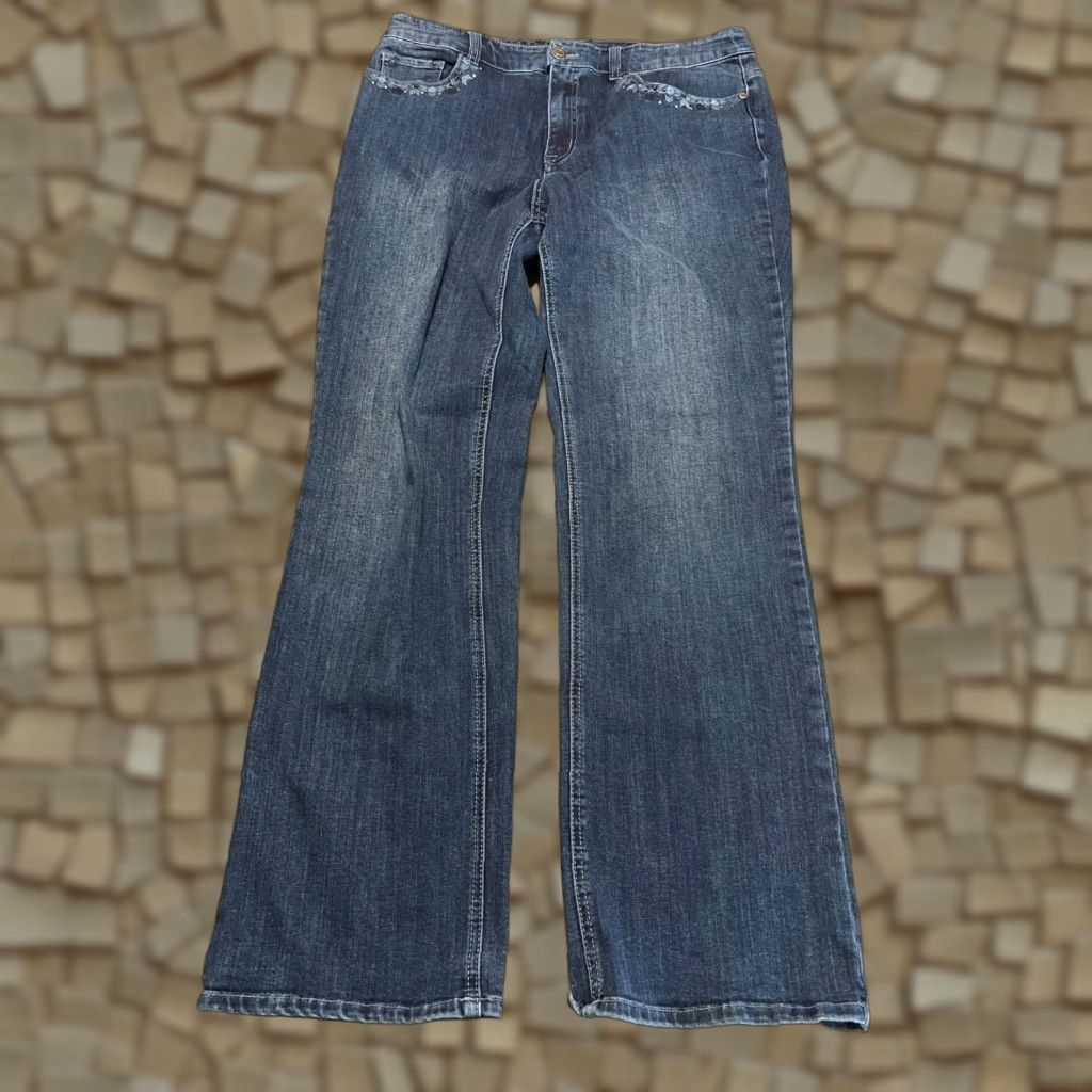 Vintage Christopher & Banks Jeans Women's Size 14 Blue Denim Bootcut Pockets Size 36" / US 14 / IT 50 - 1 Thumbnail