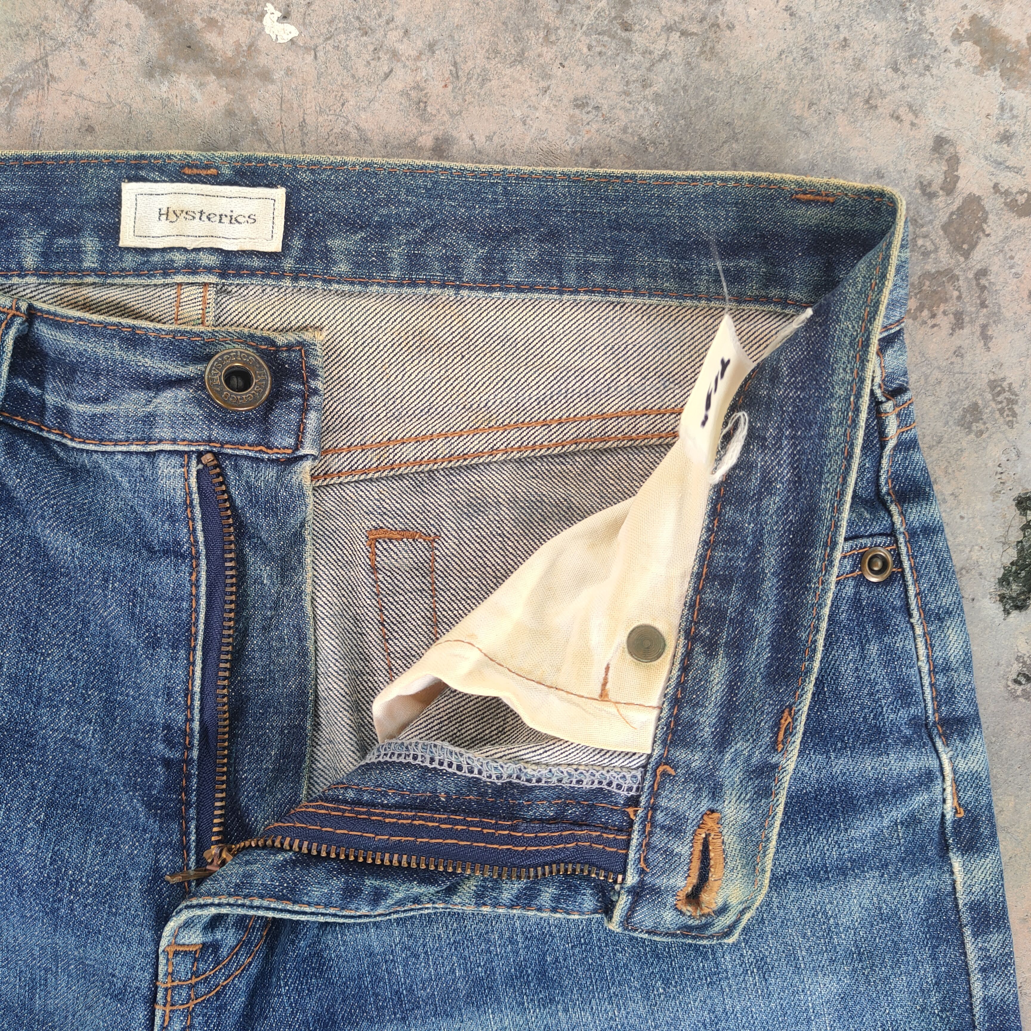 Hysteric Glamour VINTAGE HYSTERIC GLAMOUR FADED DENIM JEANS PANTS Size US 29 - 7 Thumbnail